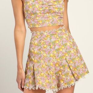 Lulus Sweeter than Ever Yellow Floral Eyelet Lace High-Waisted Shorts Skort: Sm
